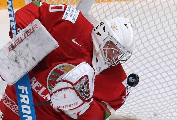 ST. PETERSBURG, RUSSIA. MAY 9, 2016. Belarus goalie Dmitry Milchakov in action in their 2016 IIHF World Championship WM Weltmeisterschaft Preliminary Round Group B Ice hockey Eishockey match against Canada at the Yubileyny Sports Palace. Team Canada won the game 8-0. Sergei Savostyanov TASS  TS022429