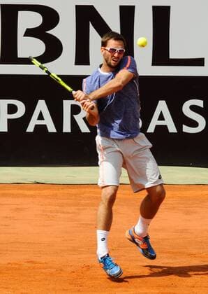 10.05.2016. Rome, Italy. BNL d Italia Tennis Tournament, Viktor Troicki (SRB) versus Kei Nishikori (JPN). Viktor Troicki (SRB) returns Nishikori won by 2-1 after being down a set. xactivaxfotox  ActionPlus11735451