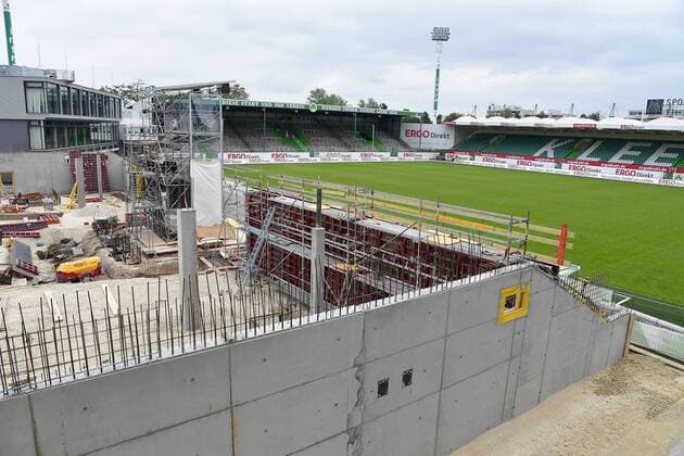 12.05.2016 - SpVgg Greuther Fürth Fuerth - 2. Fußball Bundesliga - Saison 2015 2016 - Baustelle Neue Haupttribüne im Sportpark Ronhof Thomas Sommer - - Impression Baustelle der neuen Haupttribüne im Fürther Sportpark Ronhof