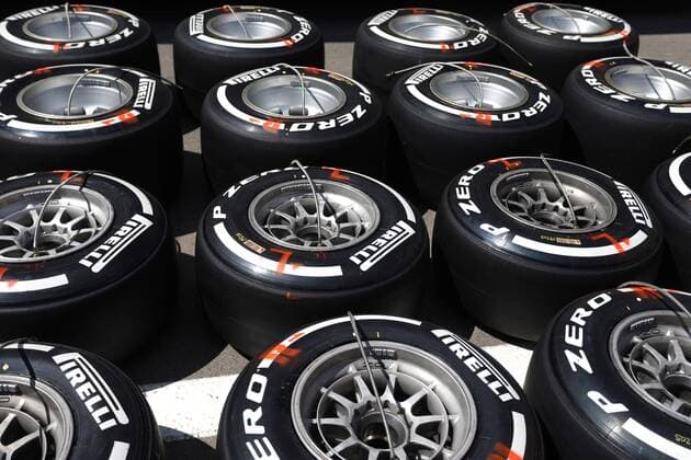 Bilder des Tages - SPORT Formel 1, GP von Spanien Spanish Grand Prix, Barcelona 12 - 15 May 2016 12.05.2016 - Pirelli Tyres and OZ Wheels 