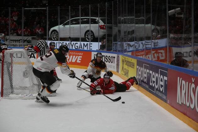 Eishockey WM, Deutschland - Kanada Russian Federation. St. Petersburg. Palace of Sports Jubilee. World Hockey Championship 2016 Canada - Germany, 5:2. IIHF Ice hockey Eishockey World Cup 2016 Russia Canada - Germany. MaksimxKonstantinov 