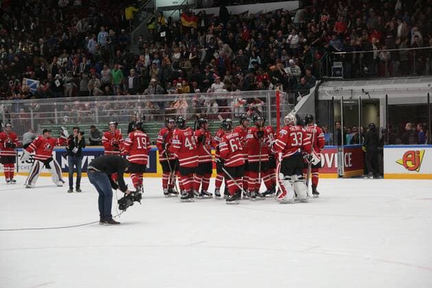 Eishockey WM, Deutschland - Kanada Russian Federation. St. Petersburg. Palace of Sports Jubilee. World Hockey Championship 2016 Canada - Germany, 5:2. IIHF Ice hockey Eishockey World Cup 2016 Russia Canada - Germany. MaksimxKonstantinov 