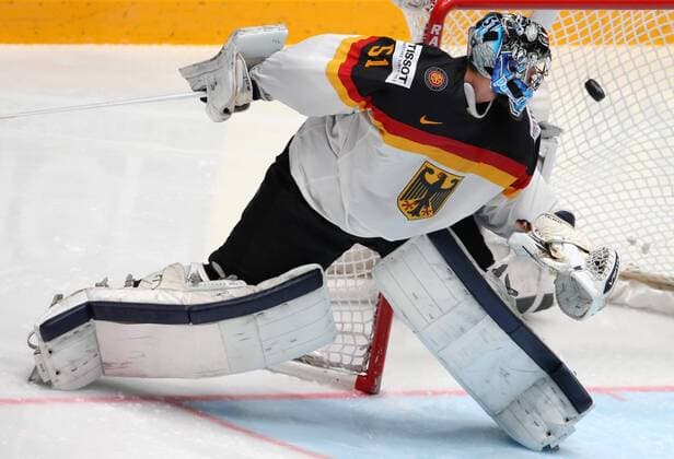 ST PETERSBURG, RUSSIA. MAY 12, 2016. Germany s goaltender Timo Pielmeier (51) concedes a goal to Canada in their 2016 IIHF Ice hockey Eishockey WM Nationalteam LÃ¤nderspiel World Championships Group B Preliminary Round match at Yubileiny Arena. Canada won 5-2. Sergei Savostyanov TASS  TS022AF8