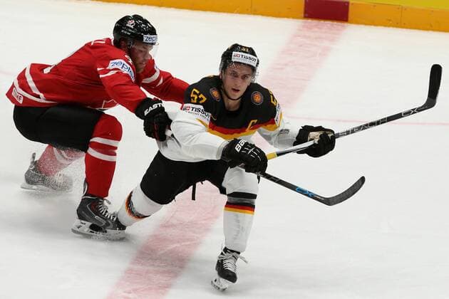 Russian Federation. St. Petersburg. World Championship WM Weltmeisterschaft in Ice hockey Eishockey Canada - Germanya. IIHF Ice Hockey World Cup 2016 Russia - Canada vs Germany. AlexanderxKulebyakin 