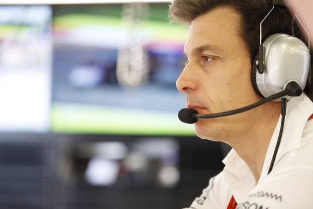 Formel 1, GP von Spanien, Freies Training Motorsports: FIA Formula One World Championship WM Weltmeisterschaft 2016, Race in Barcelona, Toto Wolff (AUT, Mercedes AMG Petronas Formula One Team), xHOCHxZWEIx
