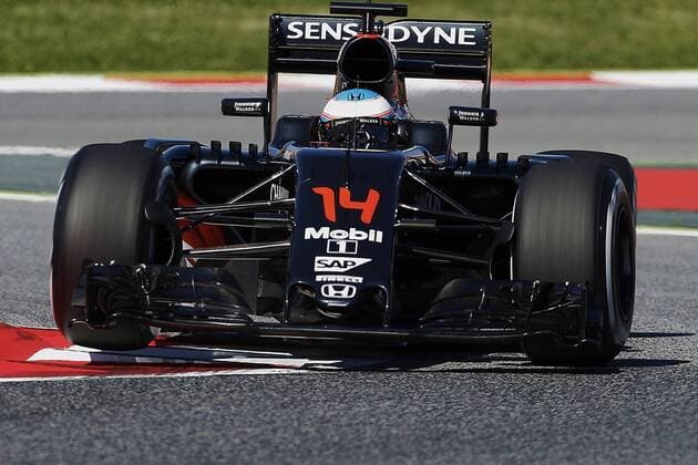 Spanish Formula One driver Fernando Alonso, of McLaren Honda, during the first training session held at the Barcelona-Catalunya circuit in Montmelo at Barcelona, Spain, on 13 May 2016. The Spanish Formula One Grand Prix will take place on 15 May 2016. EFE Alejandro Garcia SPANISH GRAND PRIX !ACHTUNG: NUR REDAKTIONELLE NUTZUNG!  GRA192 20160513-635987491099783321