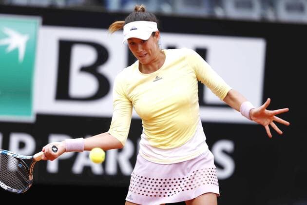 Italy: WTA Tennis Damen Tennis tournament in Rome of Spain during quarter-final match of the Italian Open tennis BNL2016 tournament against Timea Bacsinszky at the Foro Italico in Rome.  CiroxDexLuca