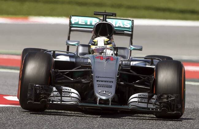 British Formula One driver Lewis Hamilton, of Mercedes, during the third training session held at the Barcelona-Catalunya circuit in Montmelo at Barcelona, Spain, on 14 May 2016. The Spanish Formula One Grand Prix will take place on 15 May 2016. SPANISH GRAND PRIX !ACHTUNG: NUR REDAKTIONELLE NUTZUNG!  GRA192 20160514-635988308231084558