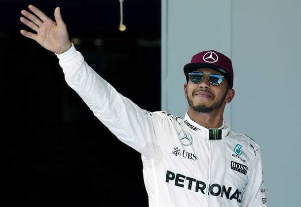 British Formula One driver Lewis Hamilton, of Mercedes, celebrates after winning the pole position in qualification session at the Barcelona-Catalunya circuit in Montmelo at Barcelona, Spain, on 14 May 2016. The Spanish Formula One Grand Prix will take place on 15 May 2016. SPANISH GRAND PRIX !ACHTUNG: NUR REDAKTIONELLE NUTZUNG!  GRA192 20160514-635988372436332552