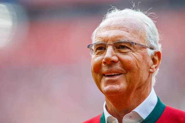 Bilder des Tages - SPORT GER, 1.FBL, FC Bayern Muenchen vs. Hannover 96 14.05.2016, Allianz Arena, Muenchen, GER, 1.FBL, FC Bayern Muenchen vs. Hannover 96, im Bild Bayern Legende Franz Beckenbauer nordphotoxStraubmeier