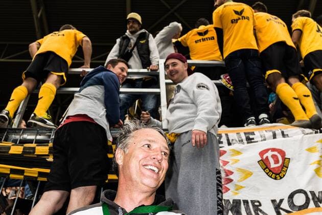 Dresden, Deutschland, 14.05.2016: Fußball 3. Liga Saison 2015 2016 - SG Dynamo Dresden - SG Sonnenhof Grossaspach Großaspach. Dynamo Dresden feiert die Meisterschaft der 3. Liga. Trainer Uwe Neuhaus (Dresden).