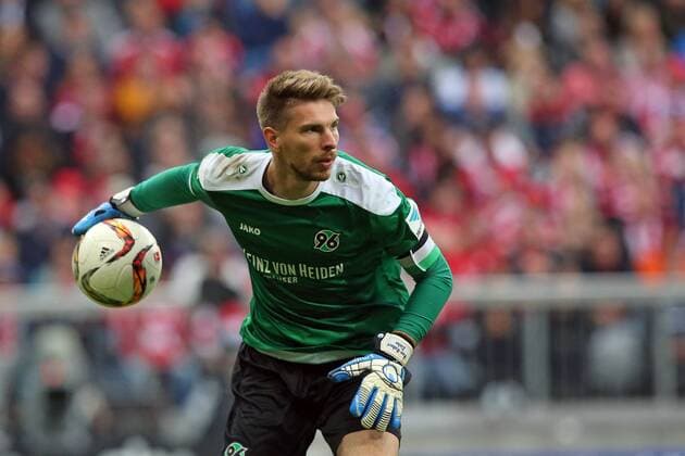 Ron-Robert Zieler ( Hannover 96 ), FC Bayern Muenchen vs. Hannover 96, Fussball, 1.Bundesliga, 14.05.2016, Muenchen Copyright: Langerx xEibner-Pressefoto EP_HLR