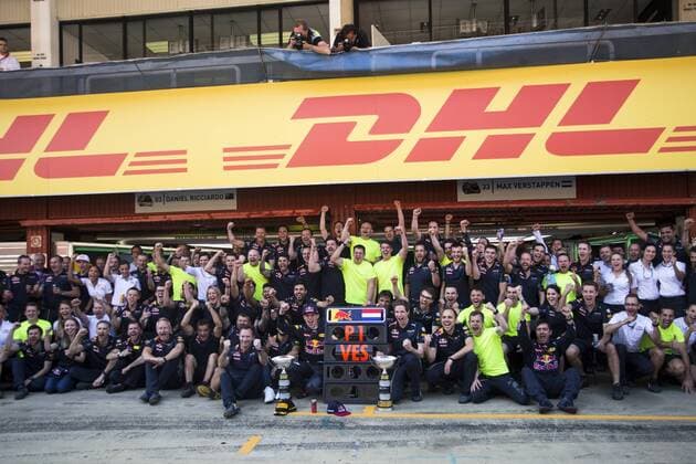 Formel 1, GP von Spanien, Sieger Max Verstappen May 13rd, 14th and 15th, 2016 - Barcelona, Spain - Red Bull team celebrating the first victory of 33 Max Verstappen (Nederland) - Red Bull Racing during the Formula One Spanish Grand Prix at Circuit de Barcelona - Catalunya. Barcelona, May 13rd, 14th and 15th, 2016. (Photo: Xavi Bonilla Cordon Press)  xXavixBonillax xx