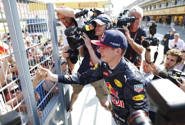 Formel 1, GP von Spanien, Sieger Max Verstappen Motorsports: FIA Formula One World Championship WM Weltmeisterschaft 2016, Race in Barcelona, 33 Max Verstappen (NDL, Red Bull Racing), xHOCHxZWEIx