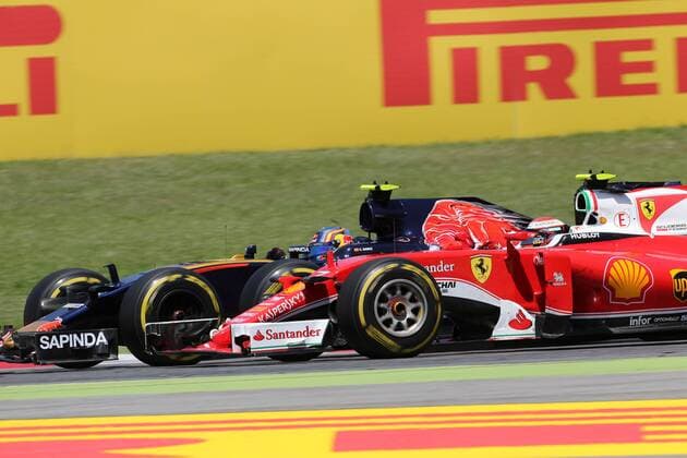 Spanish Grand Prix, Barcelona 12 - 15 May 2016 15.05.2016- Race 2, Carlos Sainz Jr (ESP) Scuderia Toro Rosso STR11 and Kimi Raikkonen (FIN) Scuderia Ferrari SF16-H 