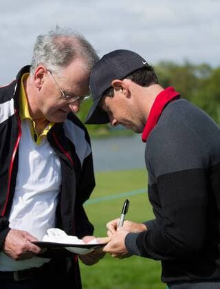 Golf, Irish Open, Training 17.05.2016. The K Club, Straffan, Co. Kildare, Ireland. Dubai Duty Free Irish Open Golf Championship Practice. Rory Mcilroy signs an autograph to a fan. xPeterxFitzpatrickx  ActionPlus11738119