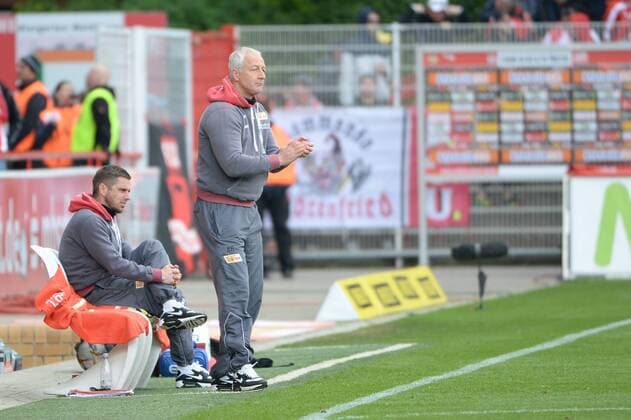 Fussball, Herren, Saison 2015 16, 2. Bundesliga (34. Spieltag), 1. FC Union Berlin - SC Freiburg, Co-Traininer Sebastian Bönig (1. FC Union Berlin), Cheftrainer Andre Hofschneider (1. FC Union Berlin), 15.05.16,