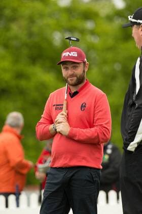 19.05.2016. The K Club, Straffan, Co. Kildare, Ireland. Dubai Duty Free Irish Open Golf Championship, round 1. Andy Sullivan on the practice green. xPeterxFitzpatrickx  ActionPlus11738860