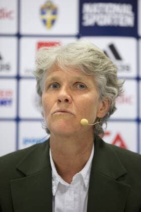 160520 Sveriges förbundskapten i fotboll Pia Sundhage under en presskonferens 20 maj 2016 i Göteborg.  Copyright: MICHAELxERICHSEN BB160520BB012