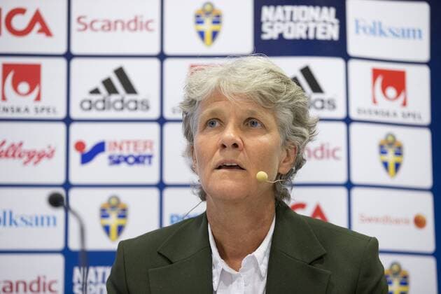 160520 Sveriges förbundskapten i fotboll Pia Sundhage under en presskonferens 20 maj 2016 i Göteborg.  Copyright: MICHAELxERICHSEN BB160520BB013