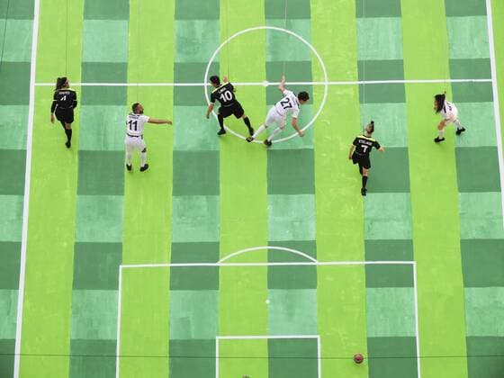 Veranstaltung zur bevorstehenden Fussball EM 2016 vor dem Rathaus - Hotel de Ville - in Paris, Frankreich - 20 05 2016 JBAutissier Panoramic 