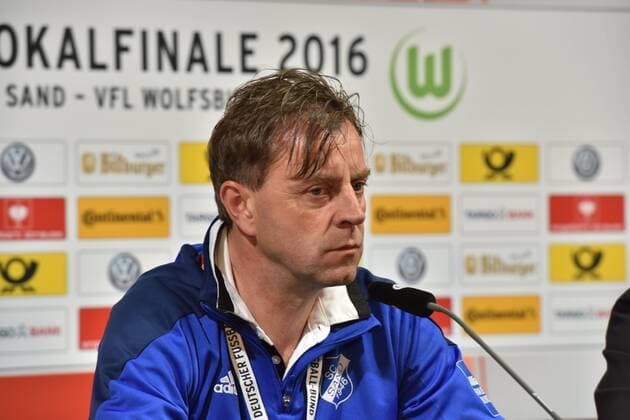 Trainer des SC Sand Alexander Fischinger am 20.05.2016 in Köln bei der Pressekonferenz zum DFB Pokalfinale der Frauen zwischen SC Sand und Vfl Wolfsburg das am 21.05.2016 in Kölner Rheinenergie Stadion stattfindet.