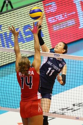 Volleyball, Damen Olympia Quali, Südkorea - Dominikanische Republik Kim Suji (KOR), MAY 22, 2016 - Volleyball : Women s Volleyball World Final Qualification for the Rio de Janeiro Olympics 2016 match between South Korea 0-3 Dominican Republic at Tokyo Metropolitan Gymnasium, Tokyo, Japan. NOxTHIRDxPARTYxSALES.  (mrva125879)