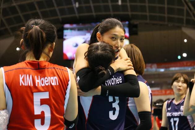 Volleyball, Damen Olympia Quali, Südkorea - Dominikanische Republik Kim Yeonkoung (KOR), MAY 22, 2016 - Volleyball : Women s Volleyball World Final Qualification for the Rio de Janeiro Olympics 2016 match between South Korea 0-3 Dominican Republic at Tokyo Metropolitan Gymnasium, Tokyo, Japan. NOxTHIRDxPARTYxSALES.  (mrva125897)