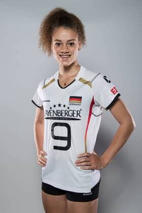 20.05.2016, Olympiastuetzpunkt, Heidelberg Volleyball, Fotoshooting Nationalmannschaft Frauen Kimberly Drewniok ( 9 GER)