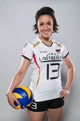 20.05.2016, Olympiastuetzpunkt, Heidelberg Volleyball, Fotoshooting Nationalmannschaft Frauen Lisa Izquierdo ( 13 GER)