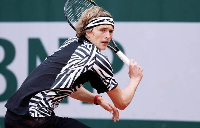 TENNIS - ATP Tennis Herren French Open 2016 PARIS,FRANCE,24.MAY.16 - TENNIS - ATP World Tour, Roland Garros, French Open, Grand Slam. Image shows Alexander Zverev (GER). GEPAxpictures xMatthiasxHauer