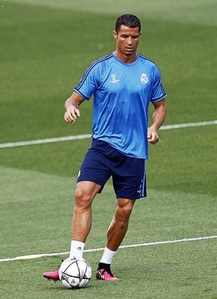 Entrenamiento del Real Madrid. En la imagen, Cristiano Ronaldo. Real Madrid training session. In this picture, Cristiano Ronaldo. xÃngelxRiverox 