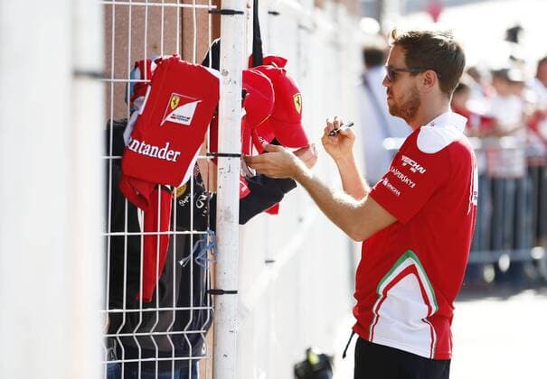 Formel 1, GP von Monaco Motorsports: FIA Formula One World Championship WM Weltmeisterschaft 2016, Grand Prix of Monaco, 5 Sebastian Vettel (GER, Scuderia Ferrari), xHOCHxZWEIx