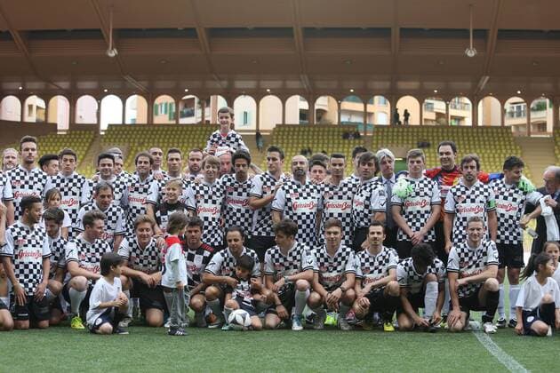 Formel 1, GP von Monaco, Charity Football Match Monaco Grand Prix, Monte Carlo 25 - 29 May 2016 Line up at a charity football match. 24.05.2016. 