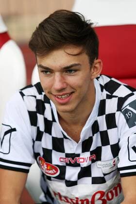 Formel 1, GP von Monaco, Charity Football Match Monaco Grand Prix, Monte Carlo 25 - 29 May 2016 Pierre Gasly (FRA) Red Bull Racing Third Driver at a charity football match. 24.05.2016. 