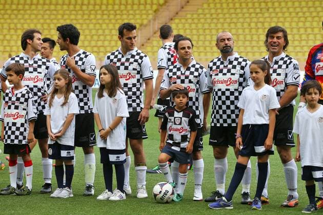 Formel 1, GP von Monaco, Charity Football Match Monaco Grand Prix, Monte Carlo 25 - 29 May 2016 Line up at a charity football match. 24.05.2016. 