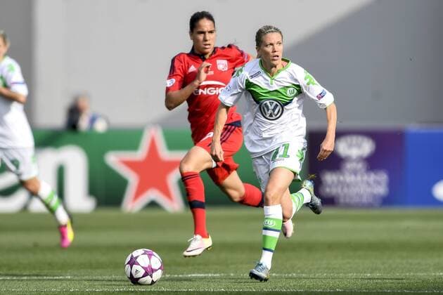 Fußball, Damen, Champions League Finale, VfL Wolfsburg - Olympique Lyon 160526 Wolfsburgs Lara Dickenmann -- Champions League Finale Damen Frauenfussball Fussball VfL Wolfsburg - Olympique Lyon - 26. mai 2016 in Reggio Emilia.  Copyright: CARLxSANDIN BB160526CS023