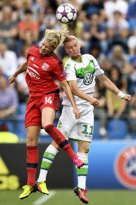 160526 Lyons Ada Hegerberg - Wolfsburgs Alexandra Popp -- Champions League Finale Damen Frauenfussball Fussball VfL Wolfsburg - Olympique Lyon - 26. mai 2016 in Reggio Emilia.  Copyright: CARLxSANDIN BB160526CS036