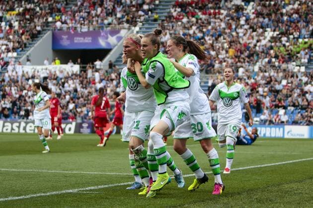 Fußball, Damen, Champions League Finale, VfL Wolfsburg - Olympique Lyon Fußball, UEFA Women s Champions League Finale, VfL Wolfsburg - Olympique Lyon; vl Alexandra Popp (Alex Popp, Wolfsburg, 11), Ewa Pajor (Wolfsburg, 17), Elise Bussaglia (Wolfsburg, 30) Jubel, Torjubel, Freude, Emotion, Torerfolg, Aktion, action, goal, goal celebration, celebrates. xtgx