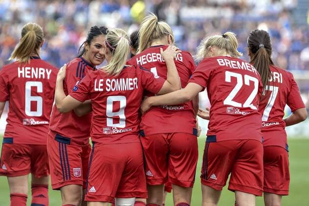 Fußball, Damen, Champions League Finale, VfL Wolfsburg - Olympique Lyon May 26, 2016 - Reggio Emilia, Italy - Ada Hegerberg of Lyon celebrates scoring her goal during the UEFA Women s Champions League Final between Wolfsburg Ladies and Lyon Ladies at Stadio CittÃƒ del Tricolore, Reggio Emila, Italy on 21 May 2016 Wolfsburg v Lyon - UEFA Women s Champions League Final  - ZUMAn230