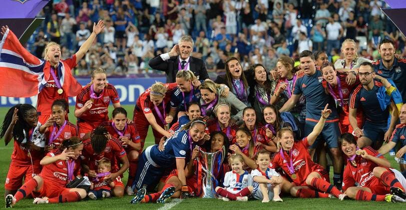 Celebration Lyon . Olympique Lyonnaise wins the cup after penalties Reggio Emilia 26-05-2016 VFL Wolfsburg - Olympique Lyon Women s Champions League Final . andreaxstaccioli