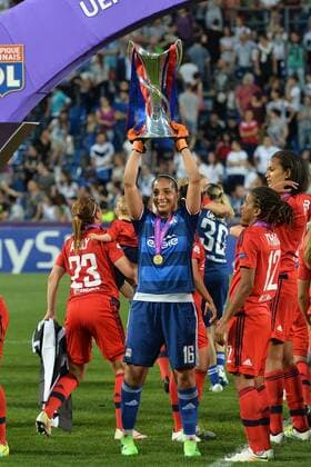 Sarah Bouhaddi - Celebration Lyon . Olympique Lyonnaise wins the cup after penalties Reggio Emilia 26-05-2016 VFL Wolfsburg - Olympique Lyon Women s Champions League Final . andreaxstaccioli
