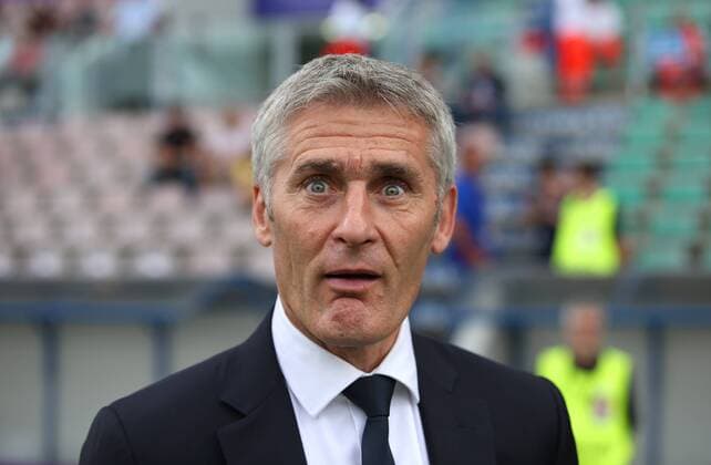 Wolfsburg vs Lyon, CL Frauen, Finale Reggio Emilia, Italien 26.05.2016, FUßBALL - VfL Wolfsburg vs Olympique Lyon, Finale, UEFA Frauen Champions League, Mapaei Stadium, Saison 2015 16. Bild zeigt: Cheftrainer Gerard Precheur (Olympique Lyon) Reggio Emilia