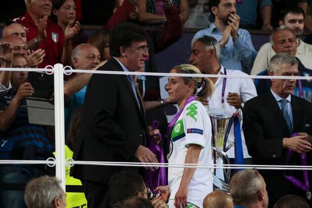 Fußball, UEFA Women s Champions League Finale, VfL Wolfsburg - Olympique Lyon; Anna Blässe (Wolfsburg, 9) Siegerehrung enttäuscht, frustriert, niedergeschlagen Enttäuschung, Frust, disappointed. xtgx