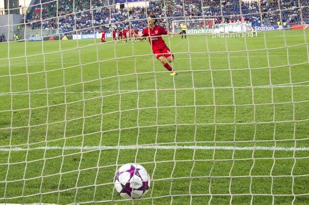 Saki Kumagai (Lyon), MAY 26, 2016 - Football Soccer : Saki Kumagai of Lyon celebrates after scoring and winning the penalty shoot-out during the UEFA Women s Champions League Final match between VfL Wolfsburg 1(3-4)1 Lyon at Stadio Citta del Tricolore in Reggio Emilia, Italy. Noxthirdxpartyxsales  (ptmb091887)