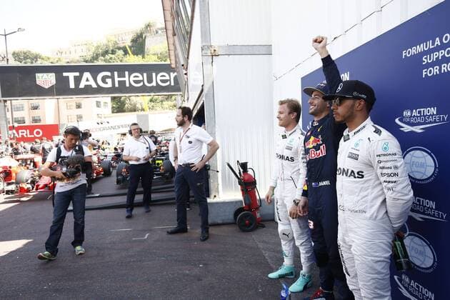 Motorsports: FIA Formula One World Championship WM Weltmeisterschaft 2016, Grand Prix of Monaco, 6 Nico Rosberg (GER, Mercedes AMG Petronas Formula One Team), 3 Daniel Ricciardo (AUS, Red Bull Racing), 44 Lewis Hamilton (GBR, Mercedes AMG Petronas Formula One Team), xHOCHxZWEIx