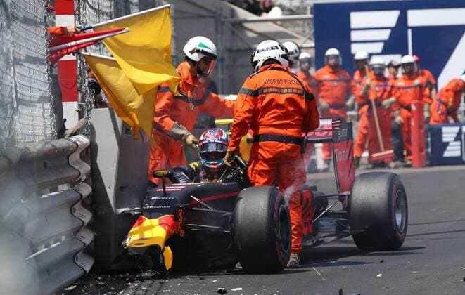 Bilder des Tages - SPORT Crash, Max Verstappen, Red Bull Racing, formula 1 GP, Monaco 28.05.2016 Photo:mspb Jerry Andre Crash, Max Verstappen, formula 1 GP, Monaco