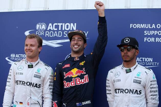 Monaco Grand Prix, Monte Carlo 25 - 29 May 2016 28.05.2016 - Free Practice 3, 2nd position Nico Rosberg (GER) Mercedes AMG F1 W07 Hybrid, Daniel Ricciardo (AUS) Red Bull Racing RB12 pole position and 3rd position Lewis Hamilton (GBR) Mercedes AMG F1 W07 Hybrid 
