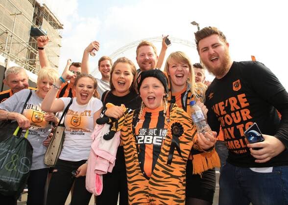28.05.2016. Wembley Stadium, London, England. Skybet Championship Play Off Final. Sheffield Wednesday versus Hull. Hull fans head up Wembley Way xMarkxKertonx  ActionPlus11742632