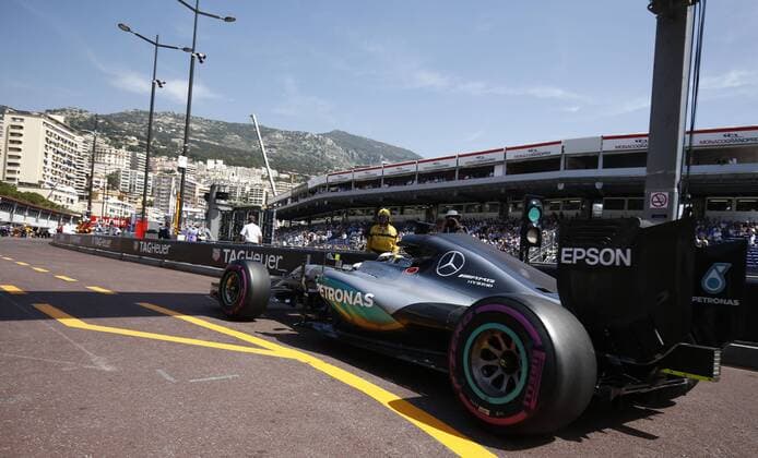 Motorsports: FIA Formula One World Championship WM Weltmeisterschaft 2016, Grand Prix of Monaco, 44 Lewis Hamilton (GBR, Mercedes AMG Petronas Formula One Team), xHOCHxZWEIx